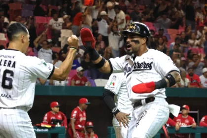 Los Guerreros de Oaxaca derrotaron 5 carreras por 3 a los Diablos Rojos del México
