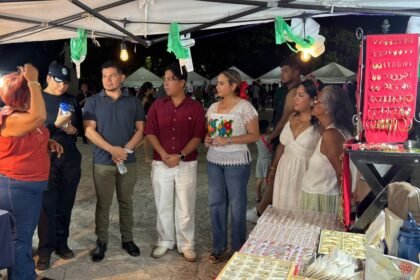 En el Parque de la Madre con la participación de más de 40 emprendedoras se realiza Bazar