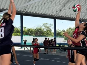 La Copa Independencia 2026 reúne a 52 equipos de voleibol de Quintana Roo en instalaciones de la Secretaría de Seguridad Ciudadana.