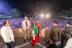 La noche mexicana contó con las presentaciones de Ximena Sariñana y Sin Bandera,.