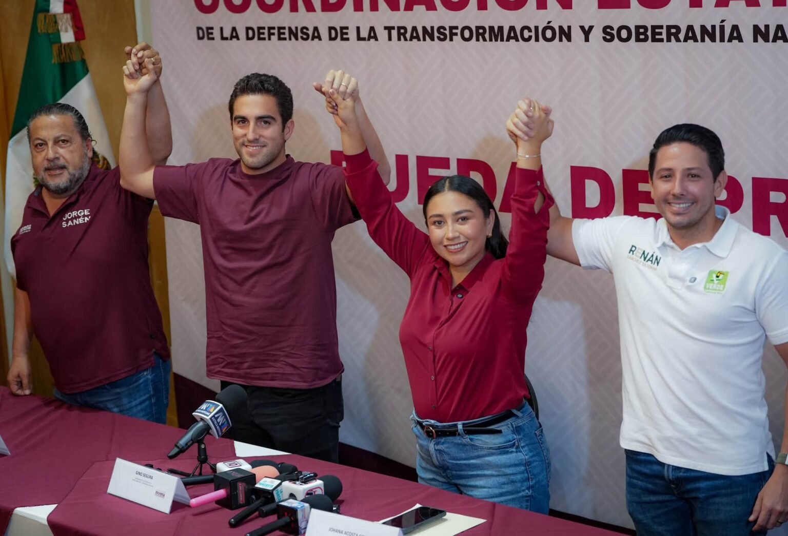 Gino Segura ofreció conferencia de prensa en Chetumal